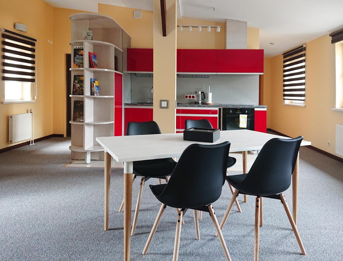 Riga City Center Quiet Apartment With Free Private Parking Экстерьер фото